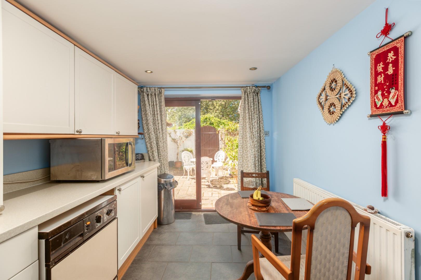 Devon Place, Mumbles, Swansea, SA3 4DR